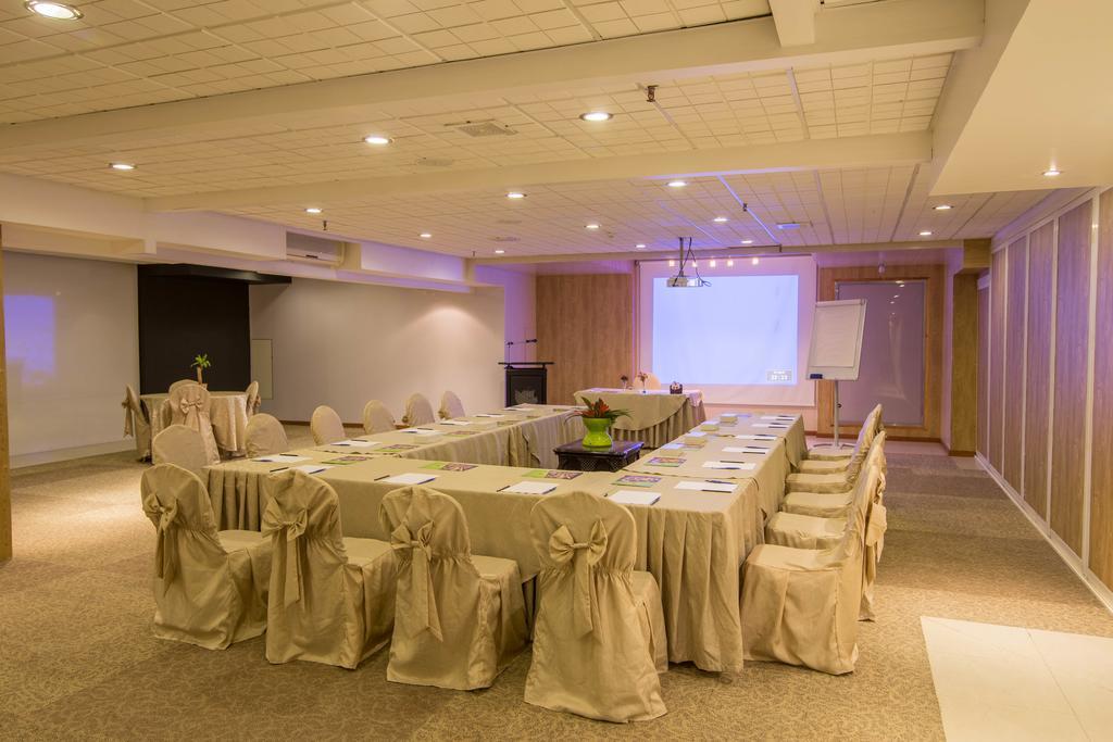Aquarium Hotel Riyadh Exterior photo